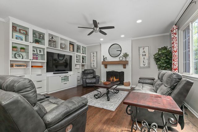 7510 Clarewood Lane, Gurnee, IL 60031