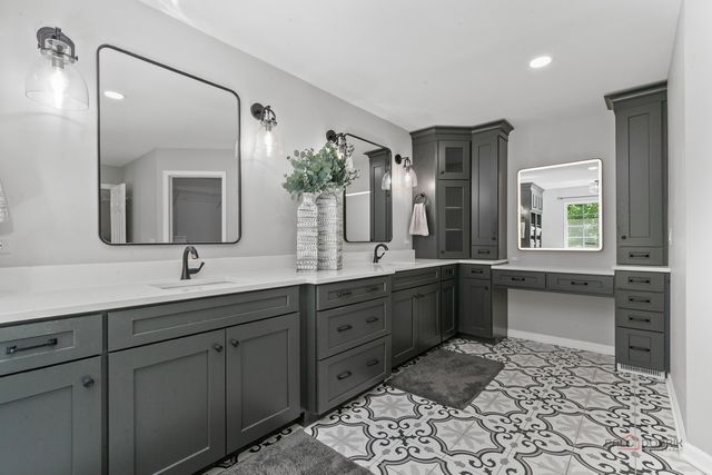 7510 Clarewood Lane, Gurnee, IL 60031