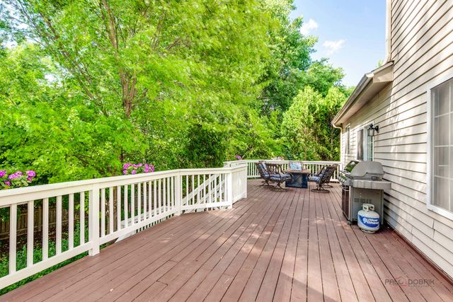 7510 Clarewood Lane, Gurnee, IL 60031