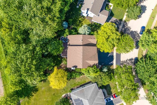7510 Clarewood Lane, Gurnee, IL 60031