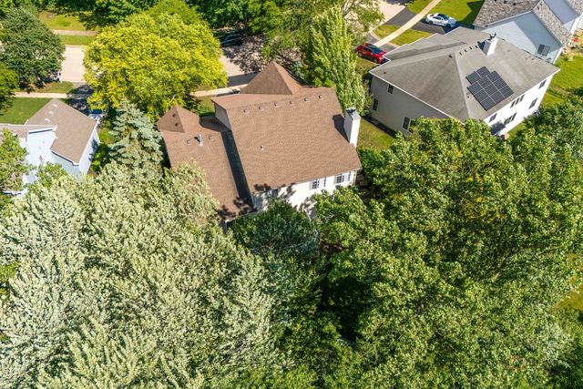 7510 Clarewood Lane, Gurnee, IL 60031