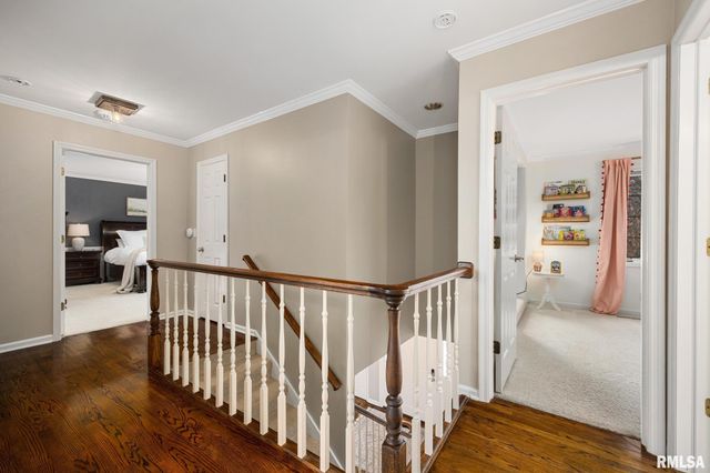 9711 N Cherrybark Court, Peoria, IL 61615