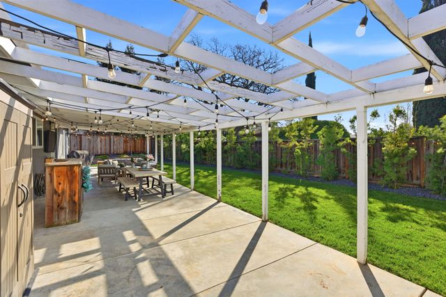 563 Cinnabar Drive, Livermore, CA 94550