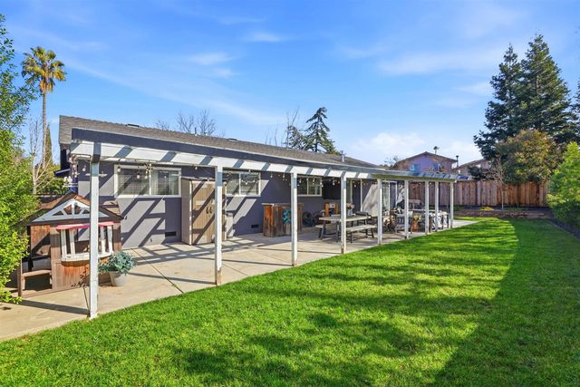 563 Cinnabar Drive, Livermore, CA 94550