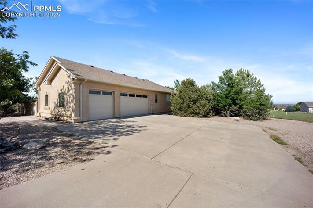 181 W Linden Avenue, Pueblo West, CO 81007 — photo 5