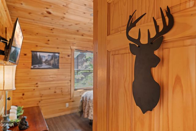 705 Rondayview Lane, Sevierville, TN 37876