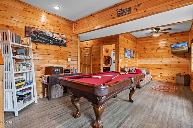 705 Rondayview Lane, Sevierville, TN 37876