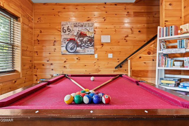 705 Rondayview Lane, Sevierville, TN 37876