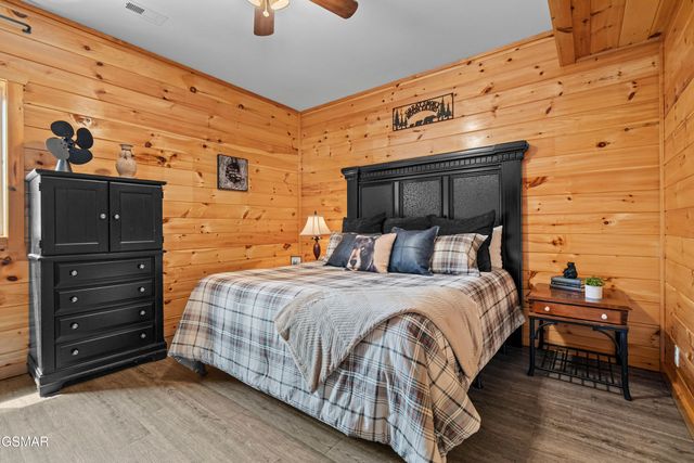 705 Rondayview Lane, Sevierville, TN 37876