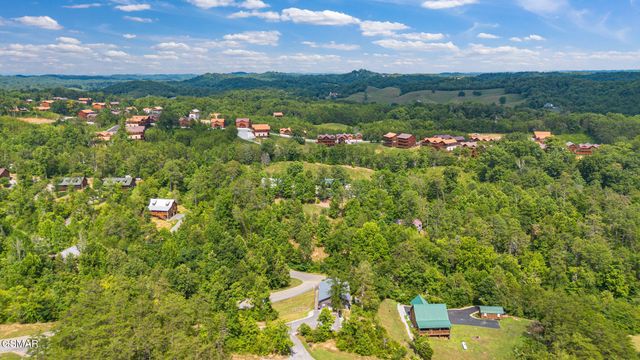 705 Rondayview Lane, Sevierville, TN 37876