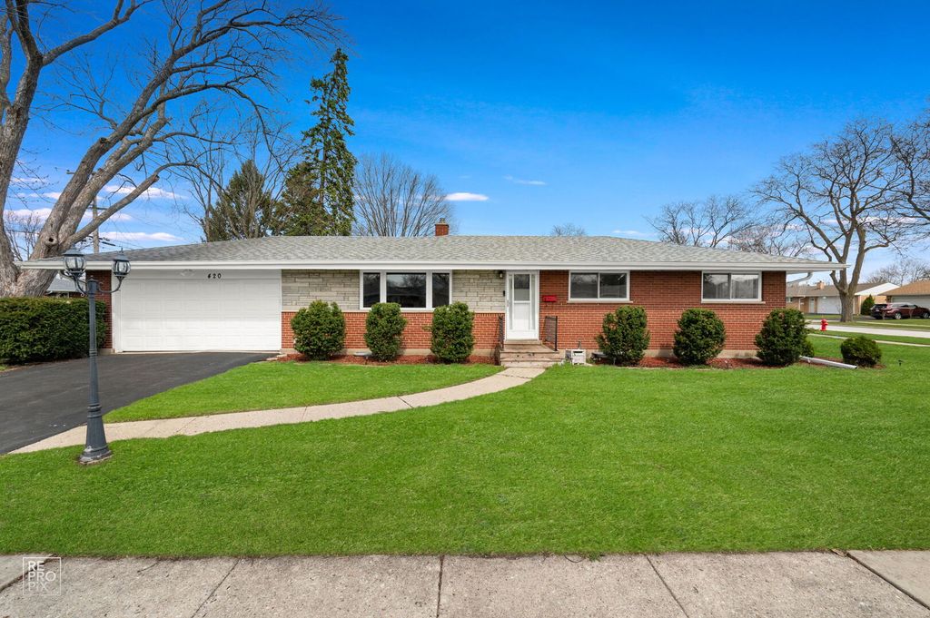 420 Berkshire Lane, Des Plaines, IL 60016