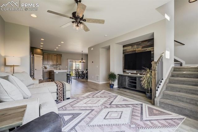 1325 Sunshine Valley Way, Colorado Springs, CO 80921