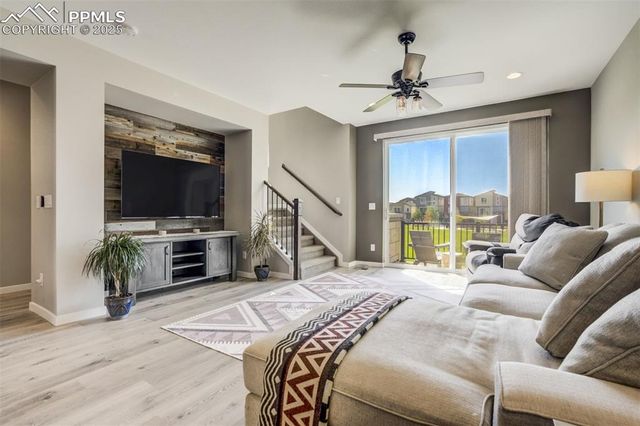 1325 Sunshine Valley Way, Colorado Springs, CO 80921