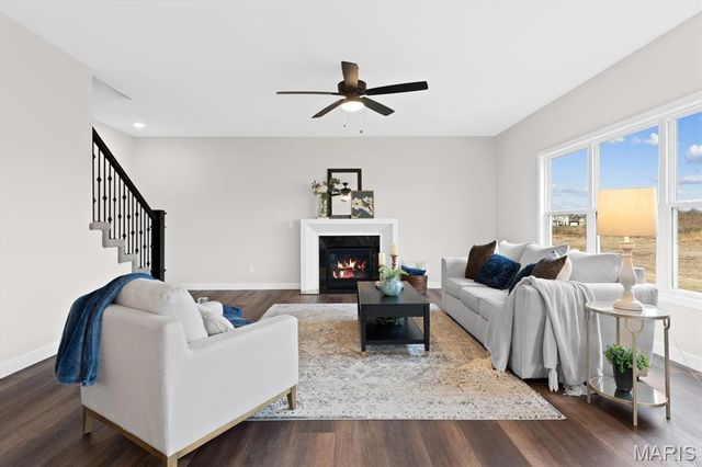 707 Bridgeway Drive, O'fallon, IL 62269