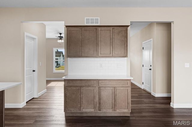 707 Bridgeway Drive, O'fallon, IL 62269