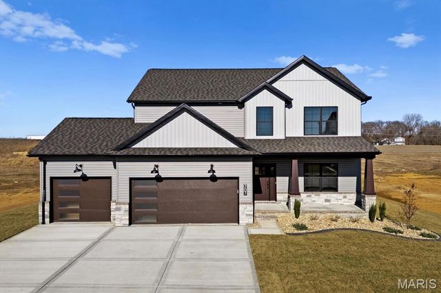 707 Bridgeway Drive, O'fallon, IL 62269