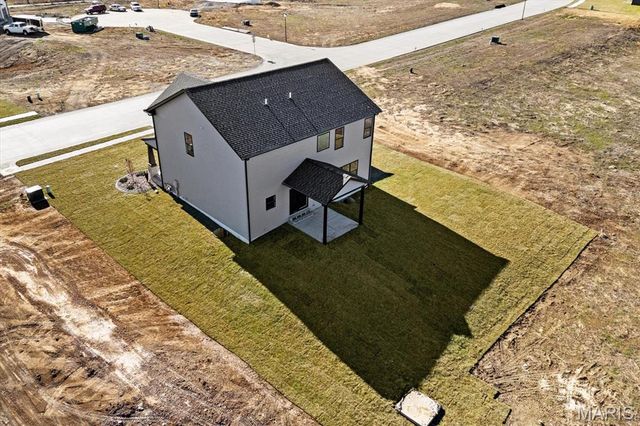 707 Bridgeway Drive, O'fallon, IL 62269