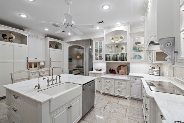 3920 Smelley Road, Longview, TX 75605