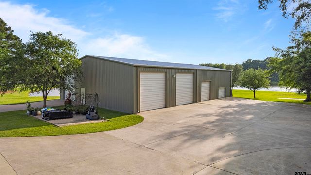3920 Smelley Road, Longview, TX 75605