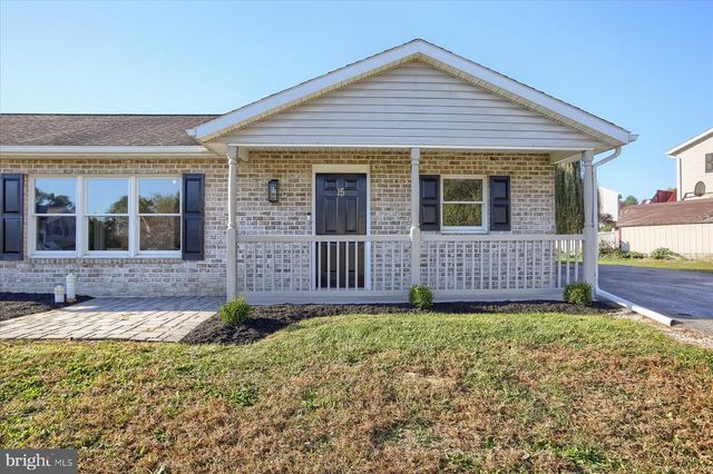 15 COURTNEY DRIVE, Shippensburg, PA 17257