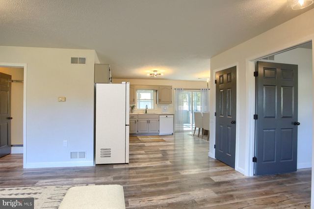 15 COURTNEY DRIVE, Shippensburg, PA 17257