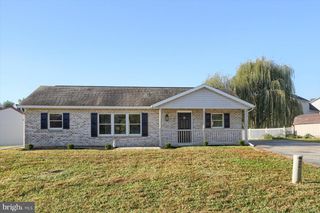 15 COURTNEY DRIVE, Shippensburg, PA 17257