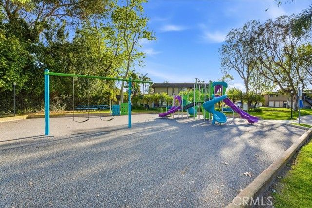 26247 Via Roble 20, Mission Viejo, CA 92691