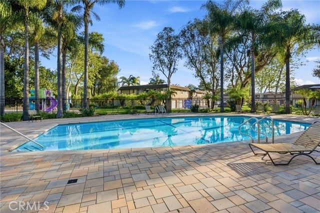 26247 Via Roble 20, Mission Viejo, CA 92691