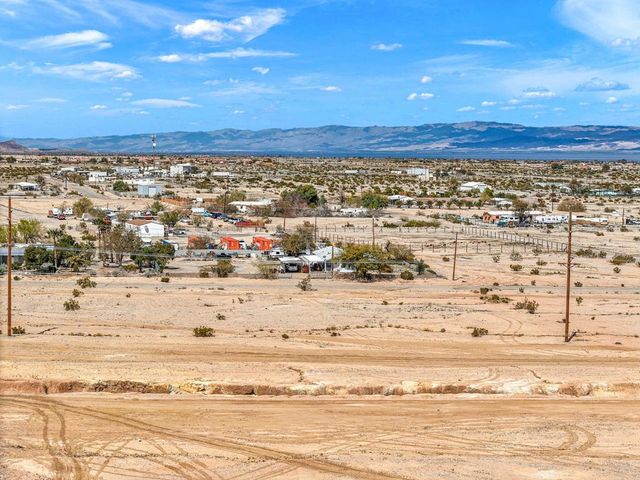 1381 Harbor Drive, Thermal, CA 92274