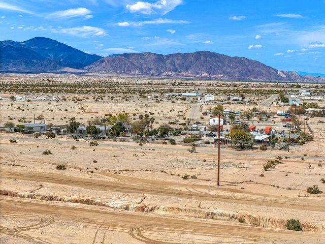 1381 Harbor Drive, Thermal, CA 92274