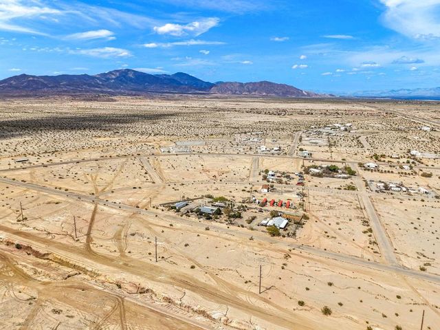 1381 Harbor Drive, Thermal, CA 92274