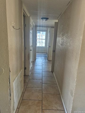 130 Chadwick, San Antonio, TX 78227