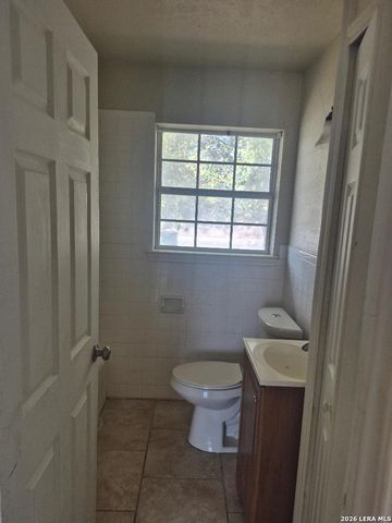 130 Chadwick, San Antonio, TX 78227