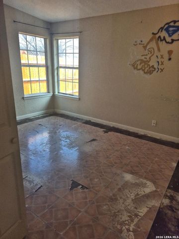 130 Chadwick, San Antonio, TX 78227