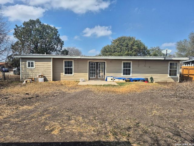 130 Chadwick, San Antonio, TX 78227