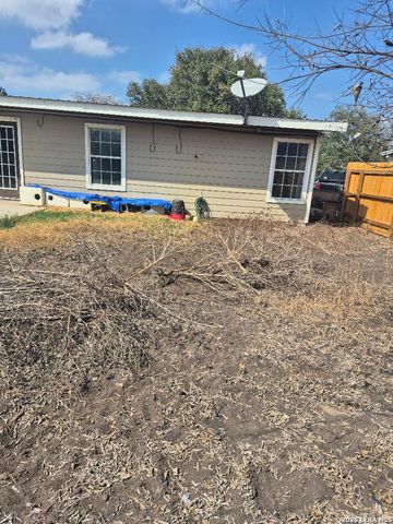130 Chadwick, San Antonio, TX 78227