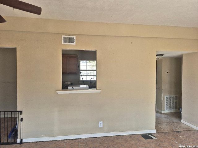 130 Chadwick, San Antonio, TX 78227