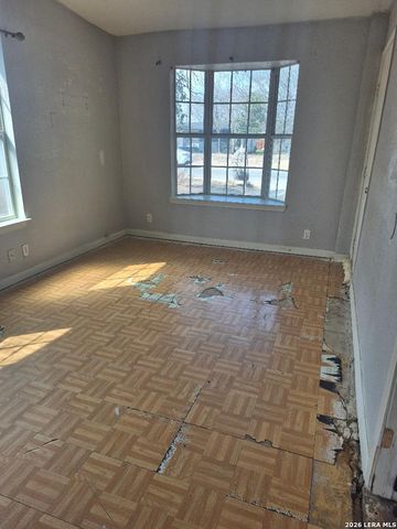 130 Chadwick, San Antonio, TX 78227