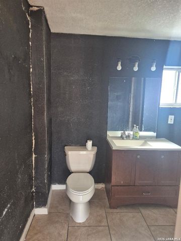 130 Chadwick, San Antonio, TX 78227