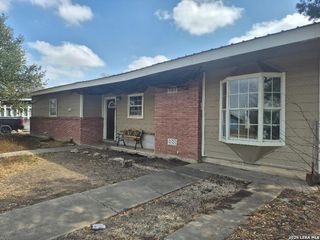 130 Chadwick, San Antonio, TX 78227