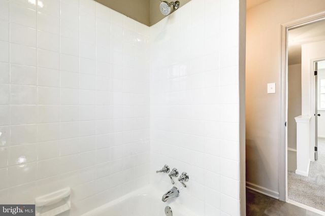 914 LONGFIELD RD, Glenside, PA 19038