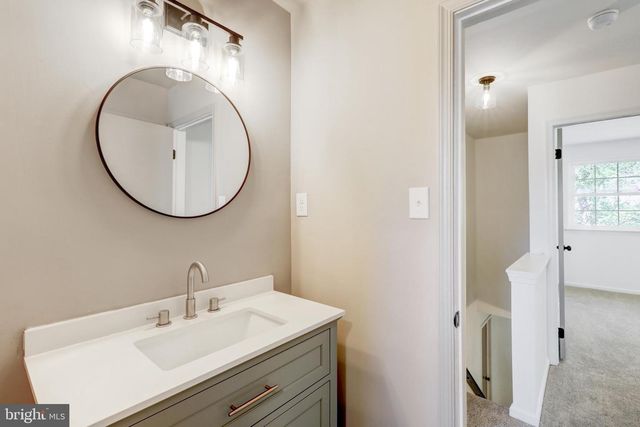 914 LONGFIELD RD, Glenside, PA 19038