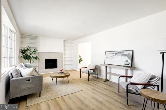 914 LONGFIELD RD, Glenside, PA 19038