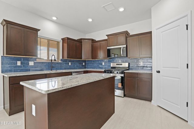 12733 Cono Norte Drive, El Paso, TX 79934