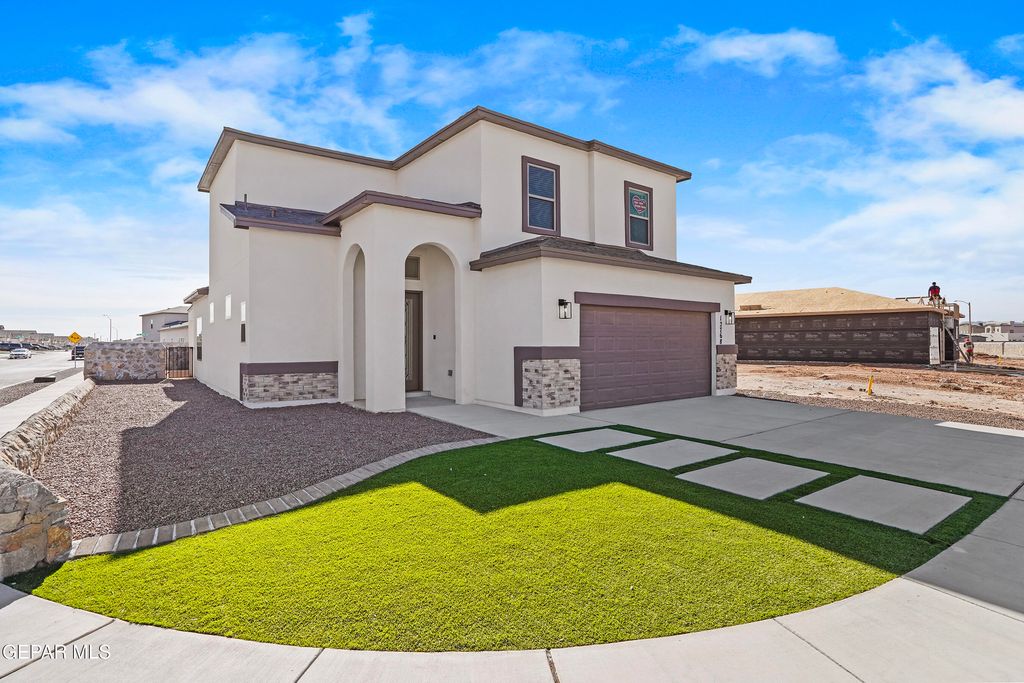 12733 Cono Norte Drive, El Paso, TX 79934