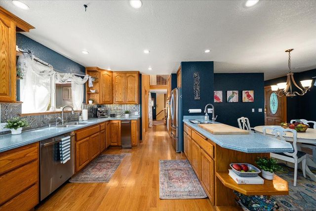 10947 E Lime Kiln Rd, Grass Valley, CA 95949