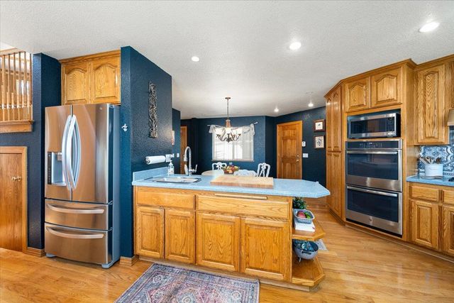 10947 E Lime Kiln Rd, Grass Valley, CA 95949