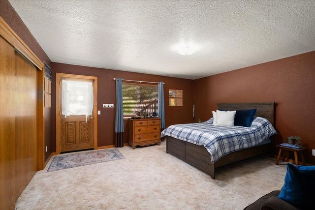 10947 E Lime Kiln Rd, Grass Valley, CA 95949