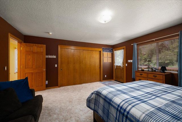 10947 E Lime Kiln Rd, Grass Valley, CA 95949