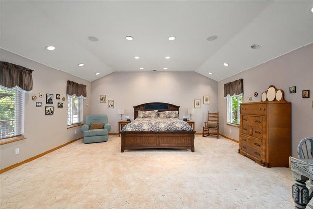 10947 E Lime Kiln Rd, Grass Valley, CA 95949